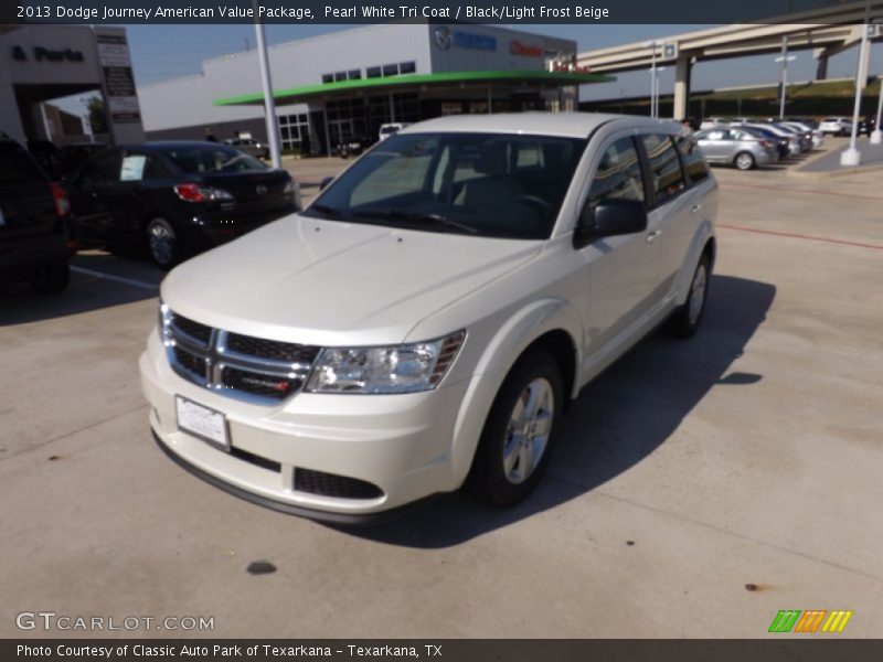Pearl White Tri Coat / Black/Light Frost Beige 2013 Dodge Journey American Value Package