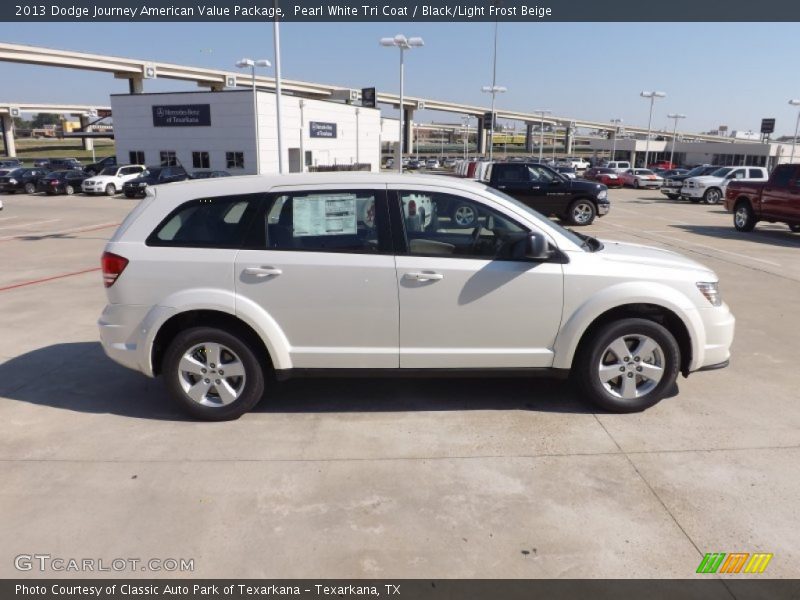 Pearl White Tri Coat / Black/Light Frost Beige 2013 Dodge Journey American Value Package