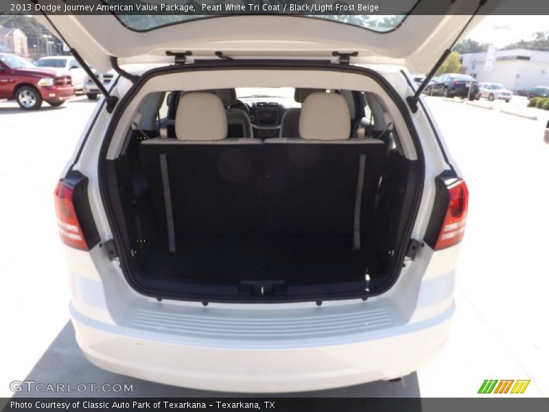 Pearl White Tri Coat / Black/Light Frost Beige 2013 Dodge Journey American Value Package