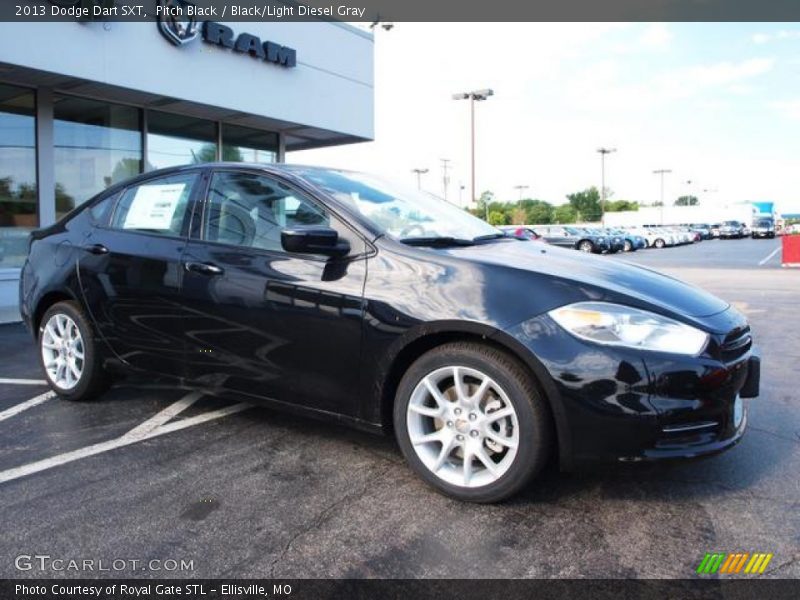 Pitch Black / Black/Light Diesel Gray 2013 Dodge Dart SXT