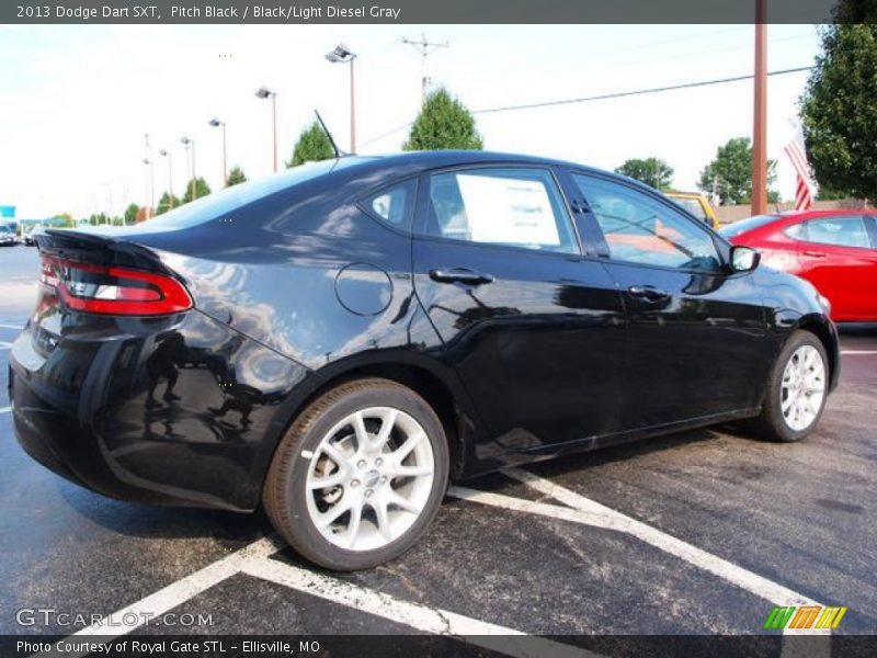 Pitch Black / Black/Light Diesel Gray 2013 Dodge Dart SXT