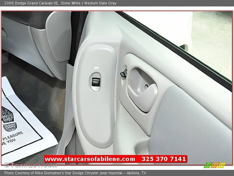 Stone White / Medium Slate Gray 2006 Dodge Grand Caravan SE