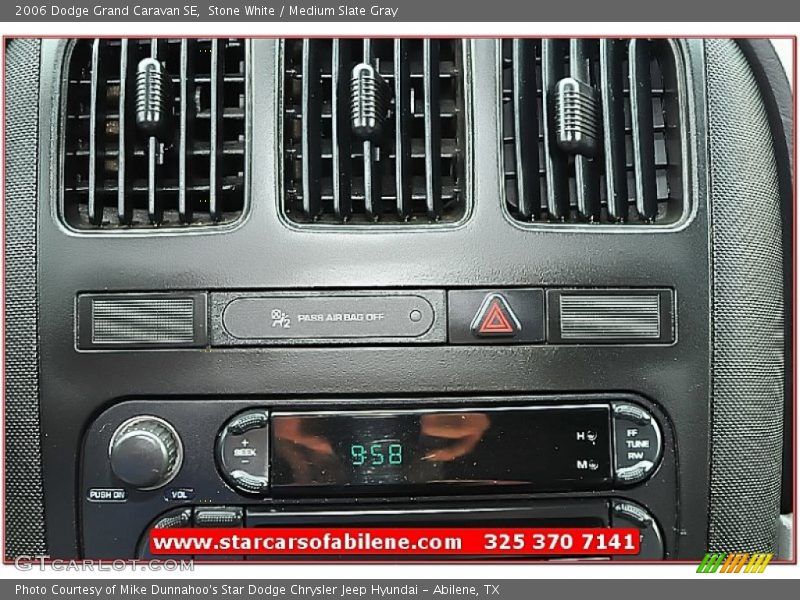Stone White / Medium Slate Gray 2006 Dodge Grand Caravan SE