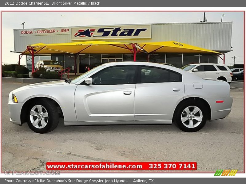 Bright Silver Metallic / Black 2012 Dodge Charger SE