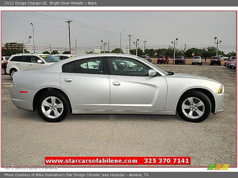 Bright Silver Metallic / Black 2012 Dodge Charger SE