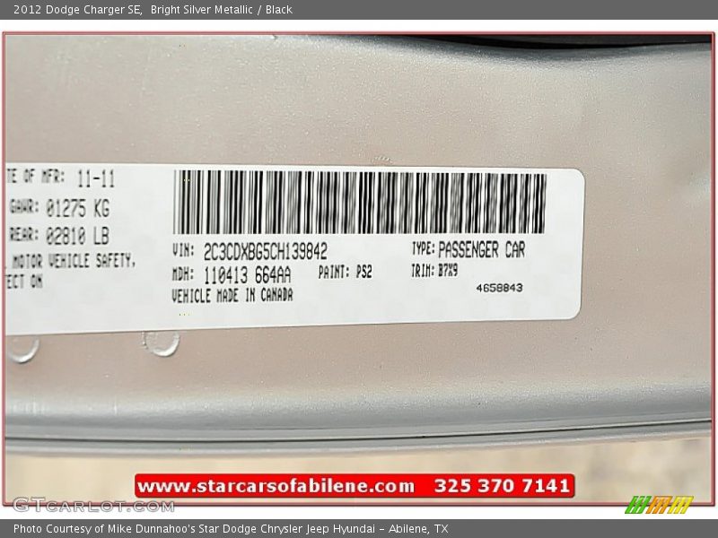 Bright Silver Metallic / Black 2012 Dodge Charger SE