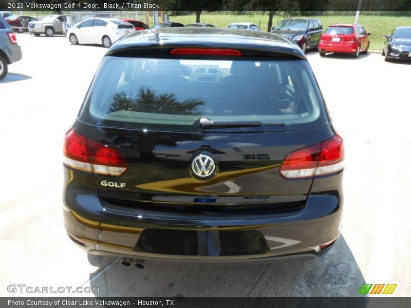 Black / Titan Black 2013 Volkswagen Golf 4 Door