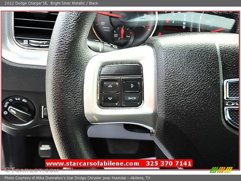 Bright Silver Metallic / Black 2012 Dodge Charger SE