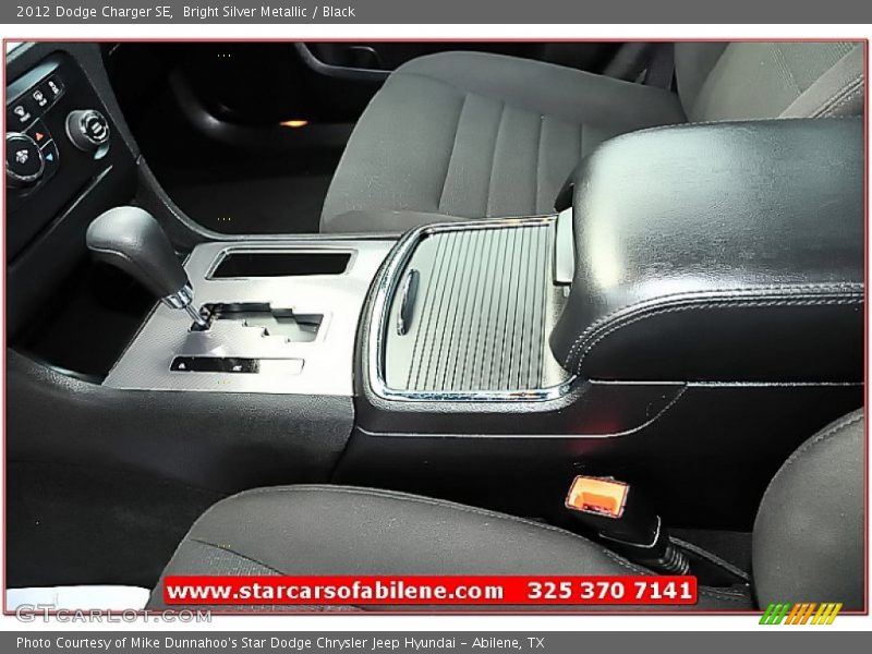Bright Silver Metallic / Black 2012 Dodge Charger SE