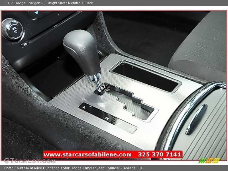 Bright Silver Metallic / Black 2012 Dodge Charger SE