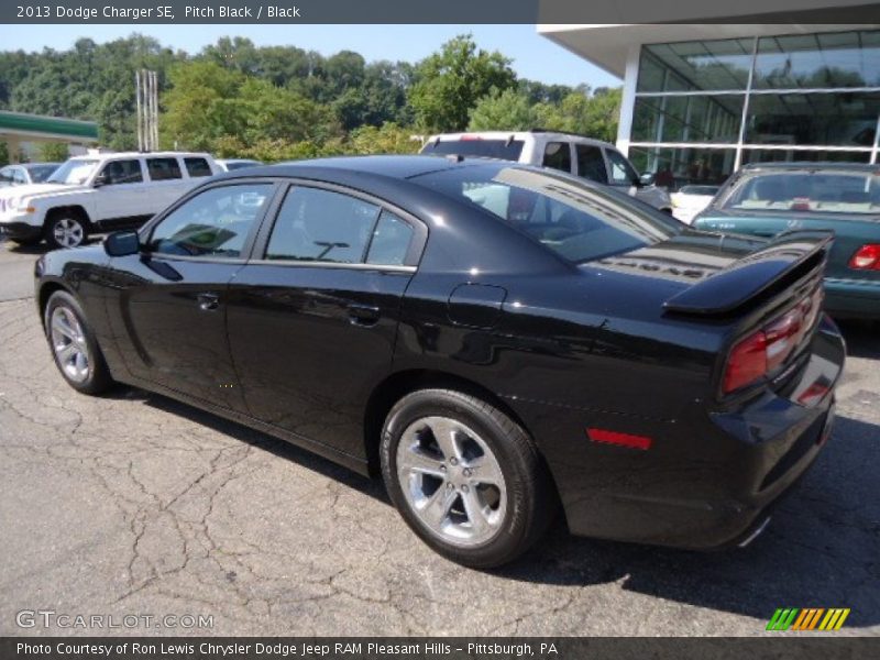 Pitch Black / Black 2013 Dodge Charger SE