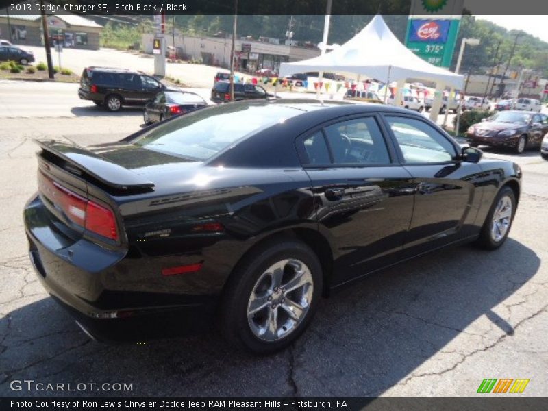 Pitch Black / Black 2013 Dodge Charger SE