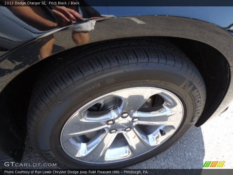 Pitch Black / Black 2013 Dodge Charger SE