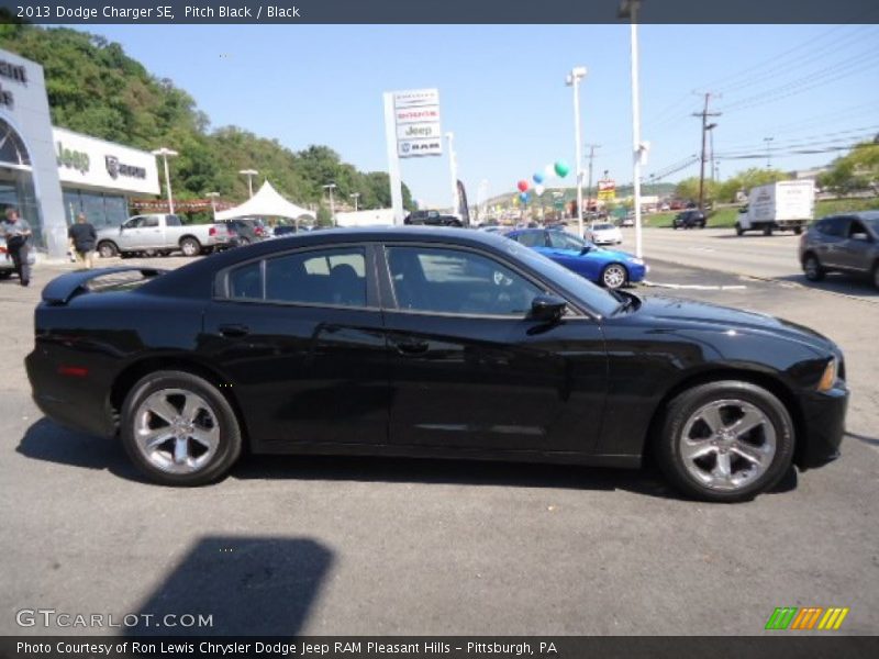 Pitch Black / Black 2013 Dodge Charger SE