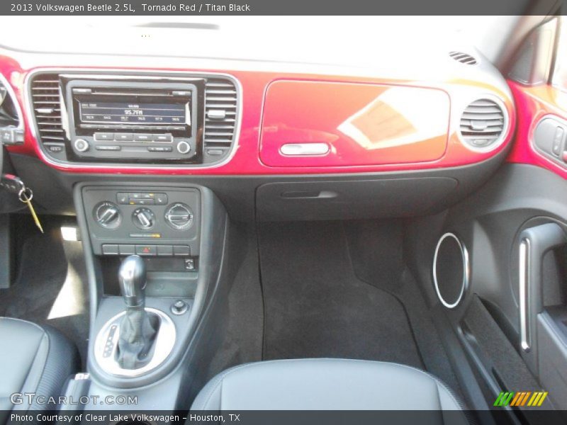 Tornado Red / Titan Black 2013 Volkswagen Beetle 2.5L