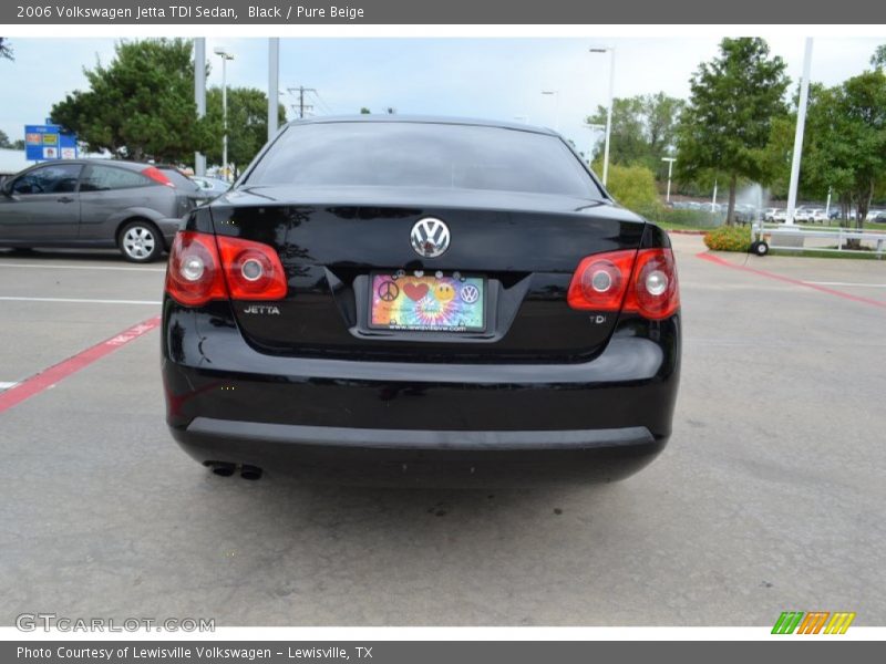 Black / Pure Beige 2006 Volkswagen Jetta TDI Sedan
