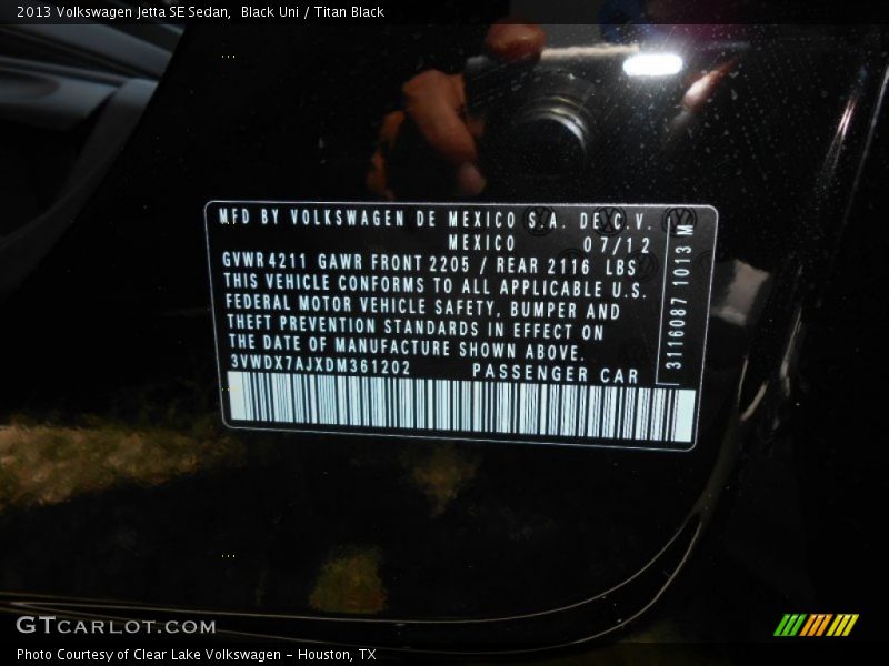 Black Uni / Titan Black 2013 Volkswagen Jetta SE Sedan