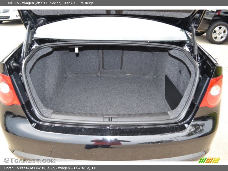 Black / Pure Beige 2006 Volkswagen Jetta TDI Sedan