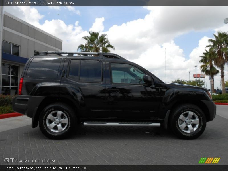 Super Black / Gray 2010 Nissan Xterra S