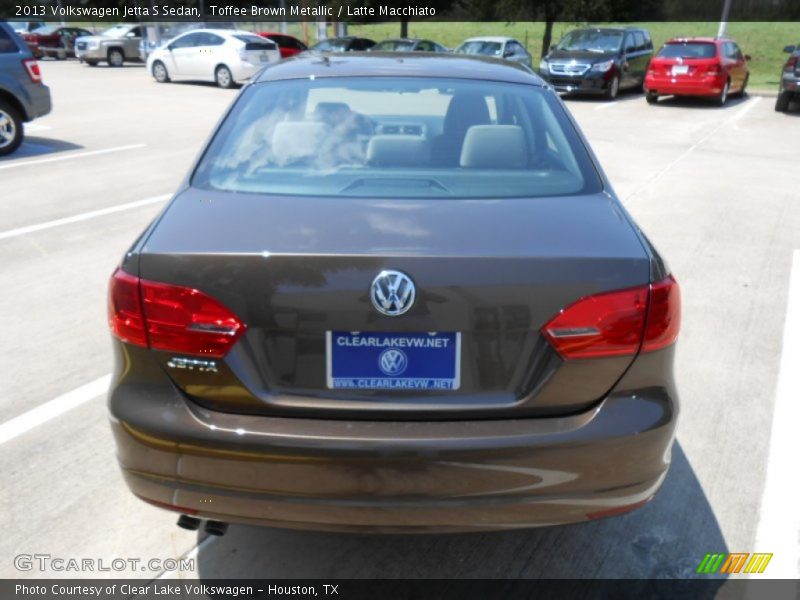 Toffee Brown Metallic / Latte Macchiato 2013 Volkswagen Jetta S Sedan
