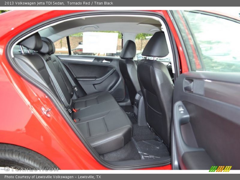 Tornado Red / Titan Black 2013 Volkswagen Jetta TDI Sedan