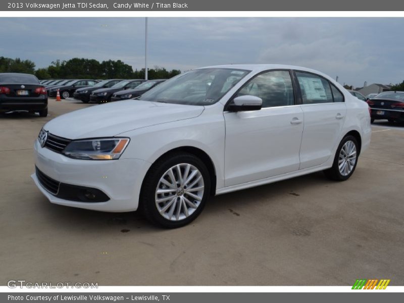 Candy White / Titan Black 2013 Volkswagen Jetta TDI Sedan