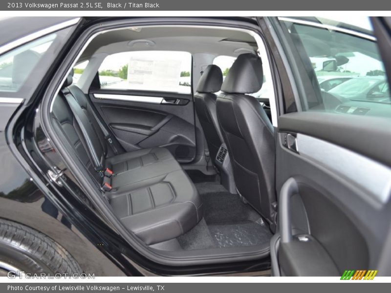 Black / Titan Black 2013 Volkswagen Passat 2.5L SE