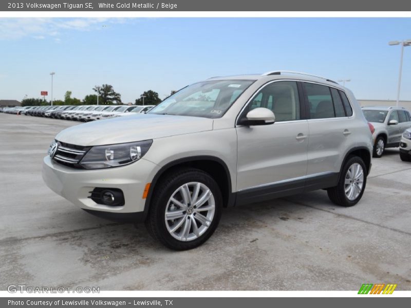 White Gold Metallic / Beige 2013 Volkswagen Tiguan SE