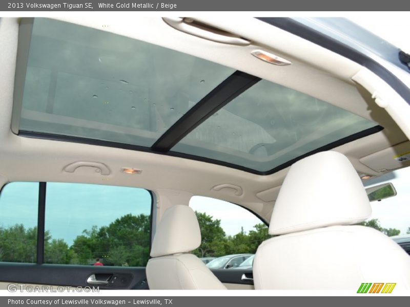 White Gold Metallic / Beige 2013 Volkswagen Tiguan SE