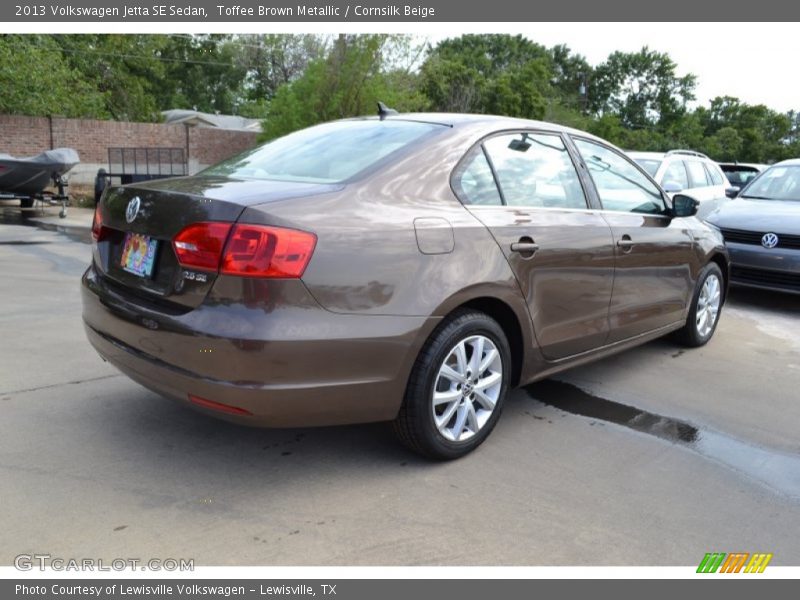 Toffee Brown Metallic / Cornsilk Beige 2013 Volkswagen Jetta SE Sedan