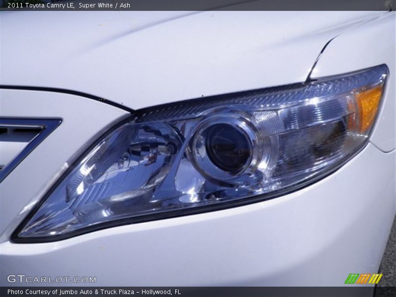 Super White / Ash 2011 Toyota Camry LE