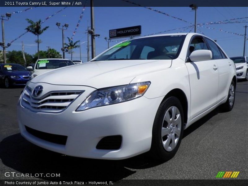 Super White / Ash 2011 Toyota Camry LE