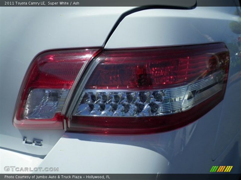 Super White / Ash 2011 Toyota Camry LE