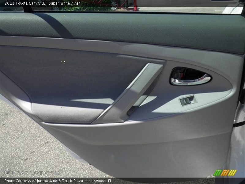 Super White / Ash 2011 Toyota Camry LE