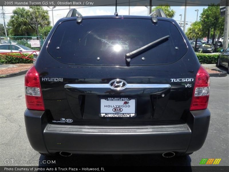 Obsidian Black / Gray 2005 Hyundai Tucson GLS V6