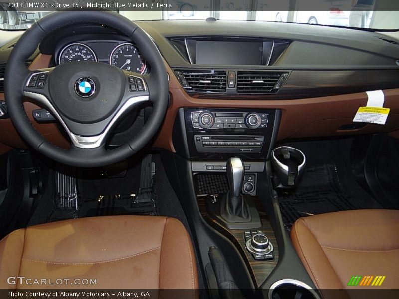 Dashboard of 2013 X1 xDrive 35i