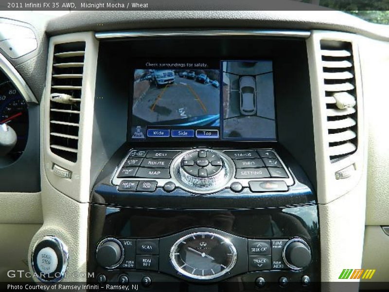 Controls of 2011 FX 35 AWD