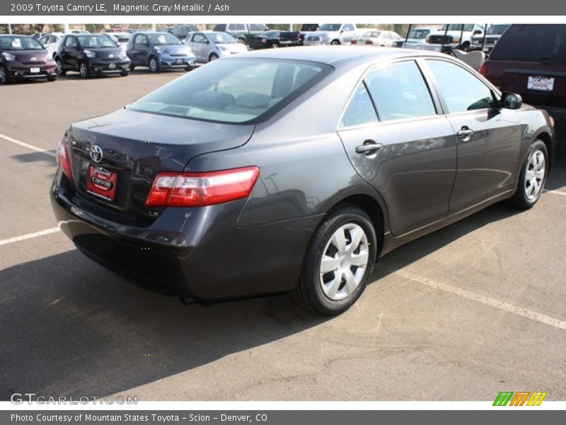 Magnetic Gray Metallic / Ash 2009 Toyota Camry LE