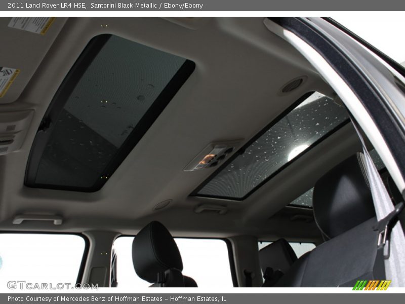 Sunroof of 2011 LR4 HSE