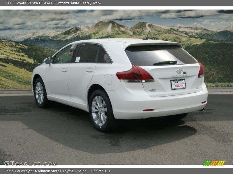 Blizzard White Pearl / Ivory 2013 Toyota Venza LE AWD