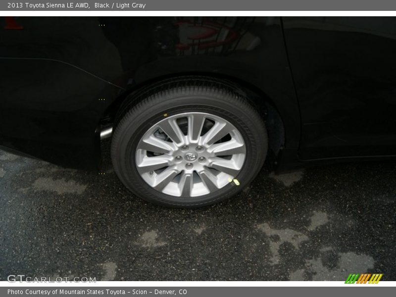 Black / Light Gray 2013 Toyota Sienna LE AWD