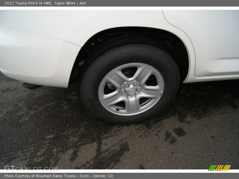 Super White / Ash 2012 Toyota RAV4 I4 4WD