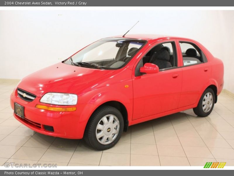 Victory Red / Gray 2004 Chevrolet Aveo Sedan