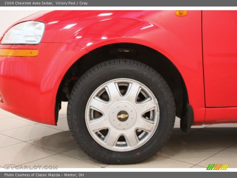 Victory Red / Gray 2004 Chevrolet Aveo Sedan
