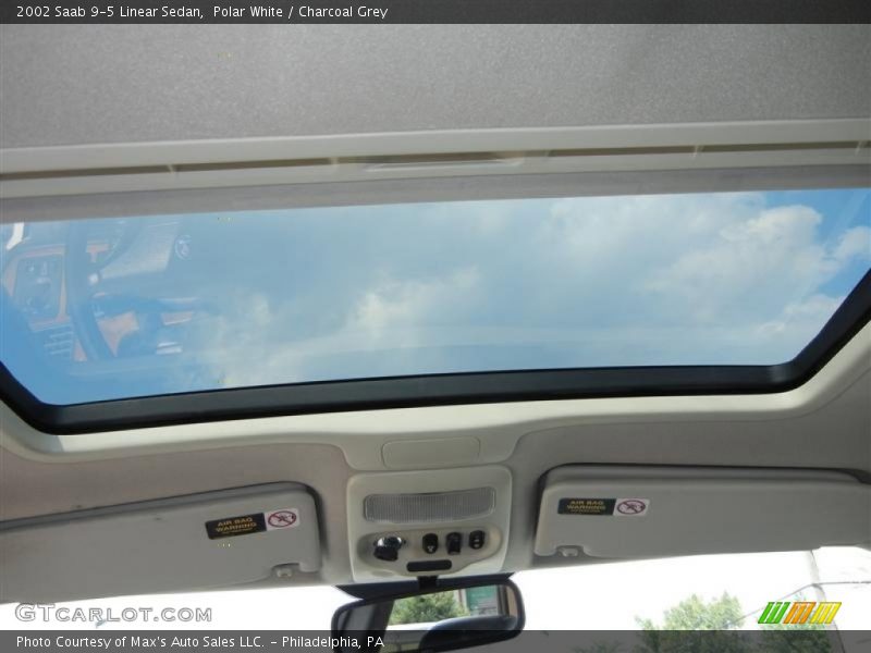 Polar White / Charcoal Grey 2002 Saab 9-5 Linear Sedan