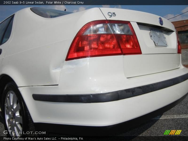 Polar White / Charcoal Grey 2002 Saab 9-5 Linear Sedan