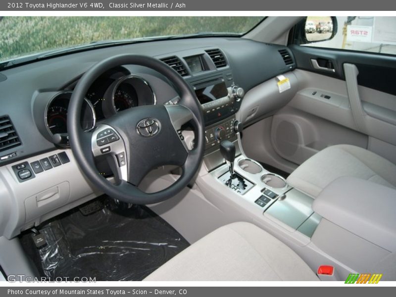 Classic Silver Metallic / Ash 2012 Toyota Highlander V6 4WD