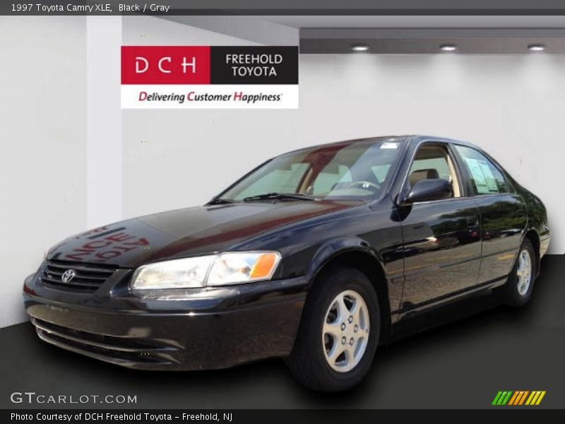 Black / Gray 1997 Toyota Camry XLE