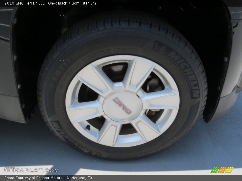 Onyx Black / Light Titanium 2010 GMC Terrain SLE
