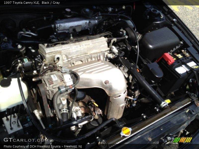 Black / Gray 1997 Toyota Camry XLE